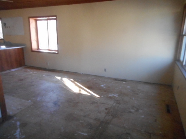 3002 Hickory Dr, Mccullom Lake, IL 60050 photo 8