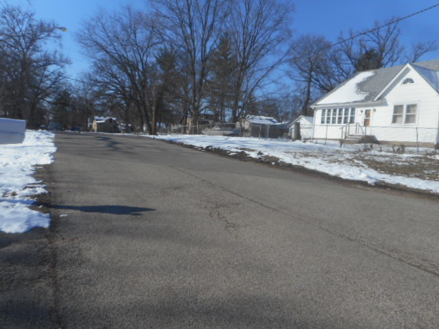 3002 Hickory Dr, Mccullom Lake, IL 60050 photo 17