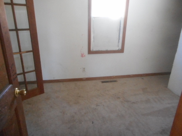 3002 Hickory Dr, Mccullom Lake, IL 60050 photo 11