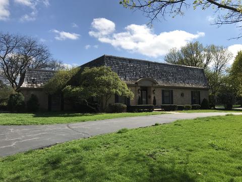 700 Tomlin Dr, Burr Ridge, IL 60527 photo 2