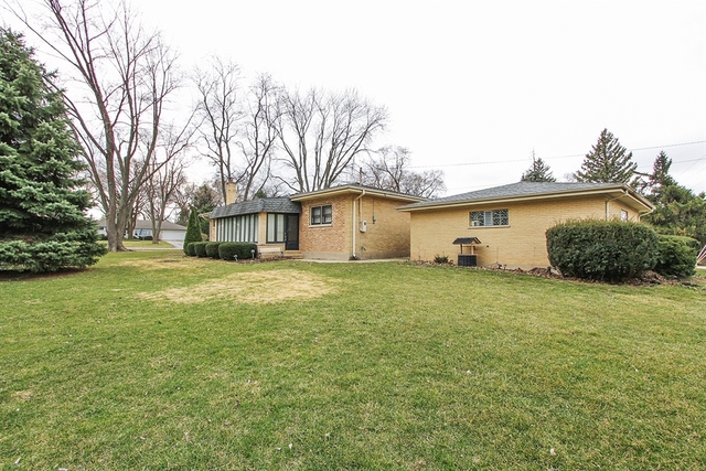 337 E Ardmore Ave, Roselle, IL 60172 photo 10