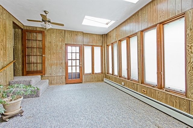 337 E Ardmore Ave, Roselle, IL 60172 photo 9