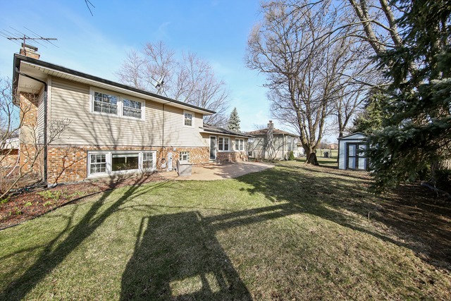 7721 Cherry Tree Ln, Willowbrook, IL 60527 photo 15
