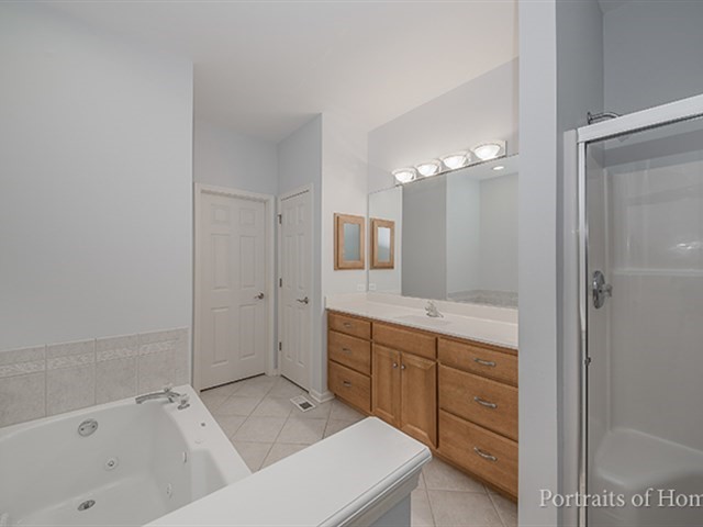 13549 Golden Eagle Cir, Plainfield, IL 60544 photo 9