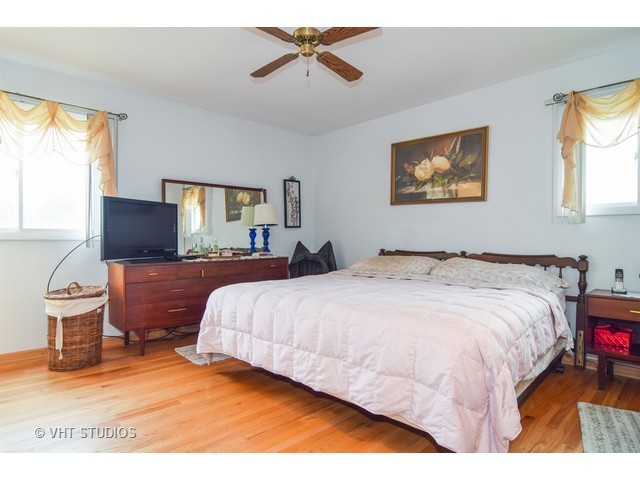 3564 Winston Cir, Hoffman Estates, IL 60192 photo 7