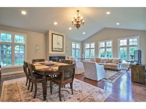 1408 Overlook Dr, Glenview, IL 60025 photo 3
