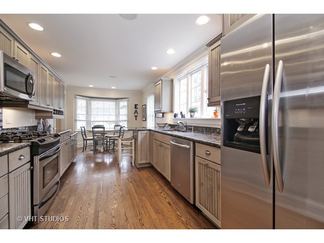 231 Parkview Rd, Glenview, IL 60025 photo 3