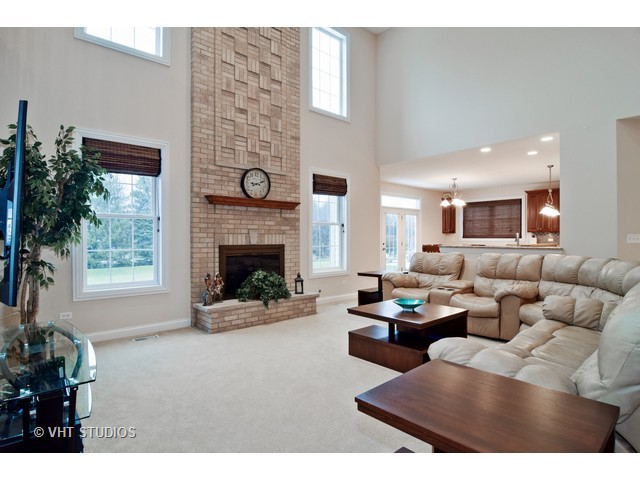 1415 Jason Ct, Bartlett, IL 60103 photo 8