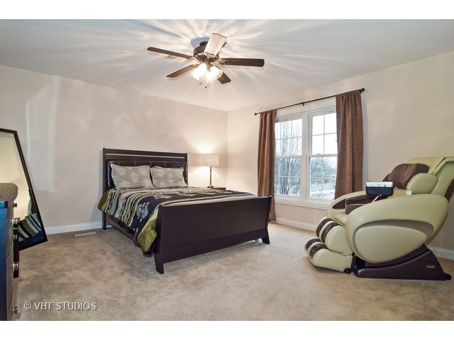 1415 Jason Ct, Bartlett, IL 60103 photo 14
