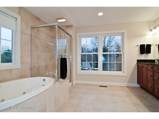 1415 Jason Ct, Bartlett, IL 60103 photo 12
