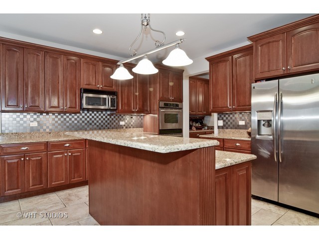 1415 Jason Ct, Bartlett, IL 60103 photo 6