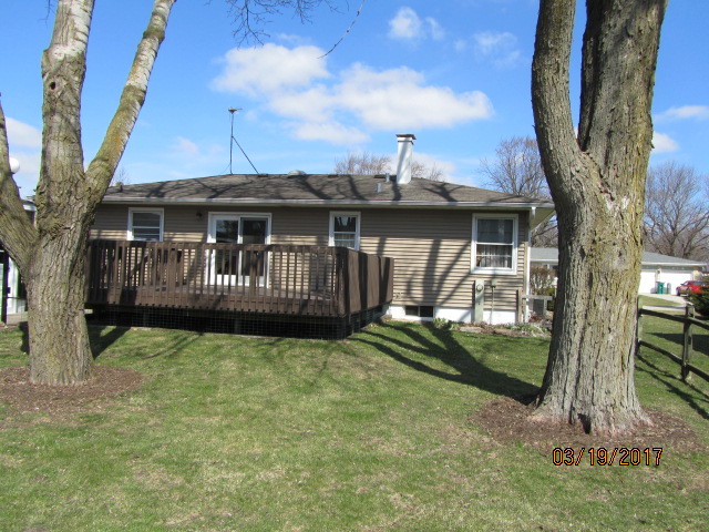 810 Elm St, Maple Park, IL 60151 photo 5