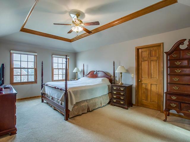 26 W041 Deerpoint Dr, Wheaton, IL 60187 photo 13