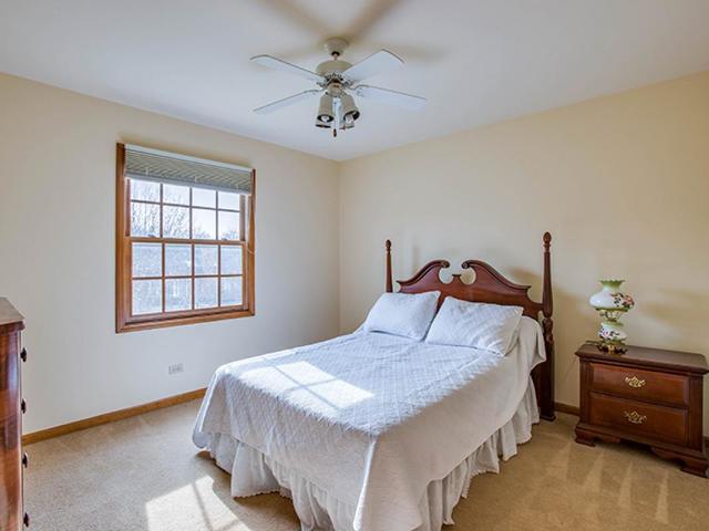 26 W041 Deerpoint Dr, Wheaton, IL 60187 photo 15