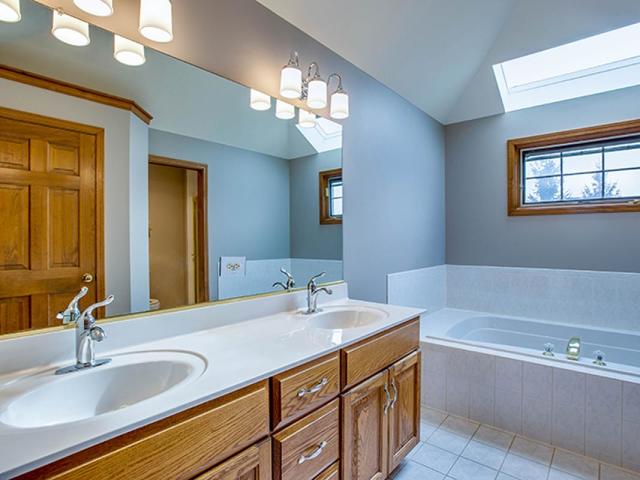 26 W041 Deerpoint Dr, Wheaton, IL 60187 photo 14