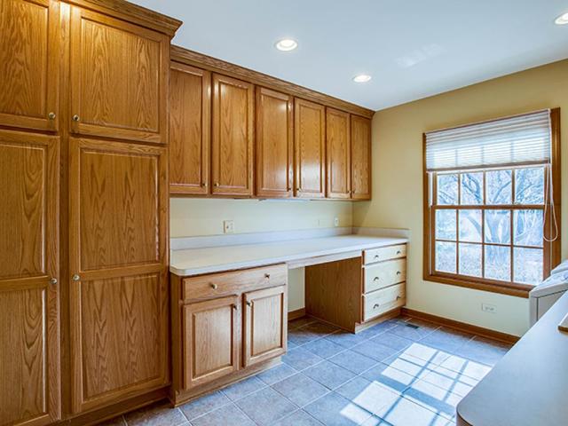 26 W041 Deerpoint Dr, Wheaton, IL 60187 photo 11