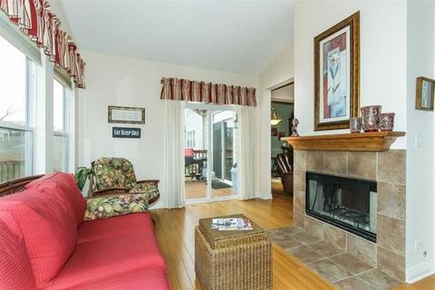 473 E Amberside Dr, Elgin, IL 60124 photo 12