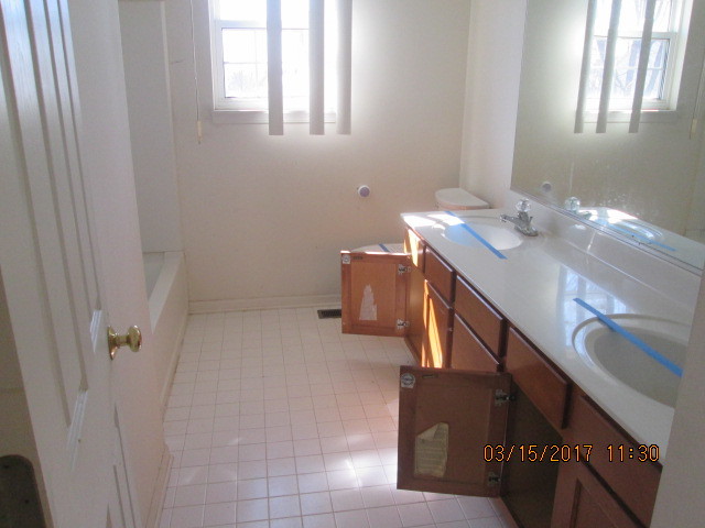 7402 Torrey Cir, Plainfield, IL 60586 photo 13