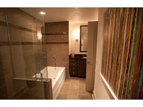 21 E Huron St #3604, Chicago, IL 60611 photo 18