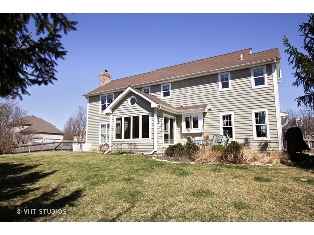 548 Bailey Dr, Batavia, IL 60510 photo 17