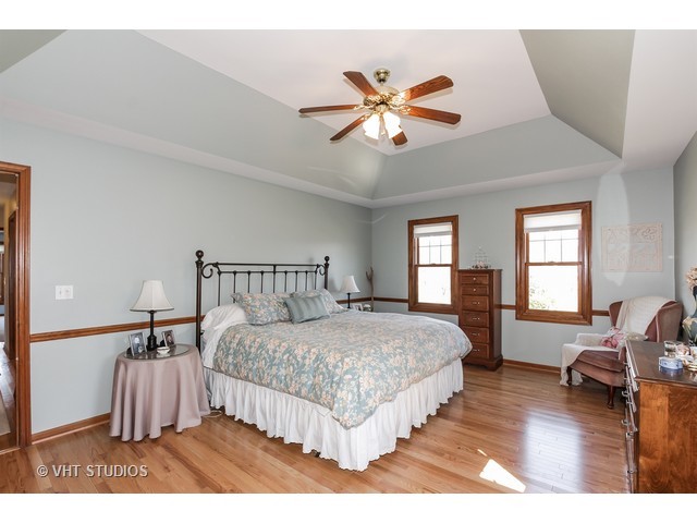 548 Bailey Dr, Batavia, IL 60510 photo 8