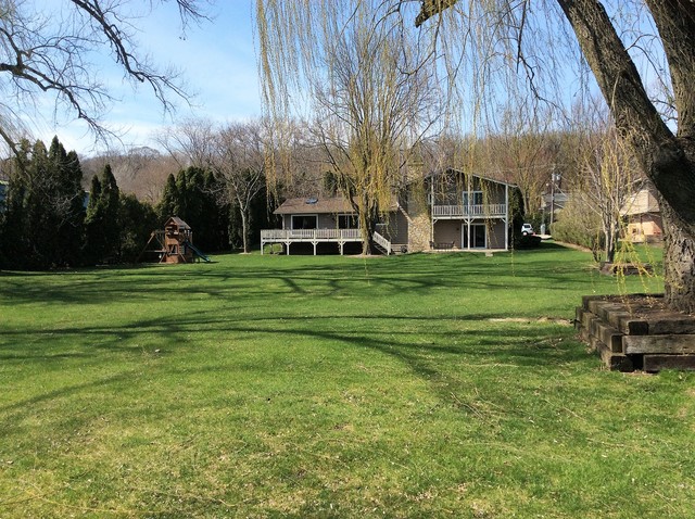 925 N Harrison St, Algonquin, IL 60102 photo 2