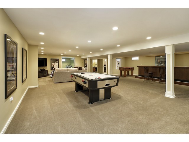215 Crabtree Ln, Glenview, IL 60025 photo 23