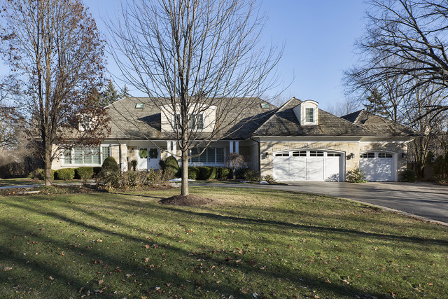 215 Crabtree Ln, Glenview, IL 60025 photo 1