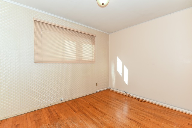 8327 S Keating Ave, Chicago, IL 60652 photo 7