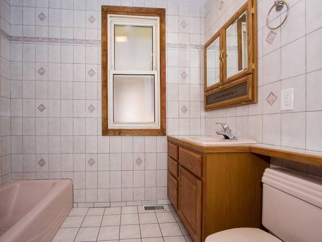 7505 W 57th St, Summit, IL 60501 photo 5
