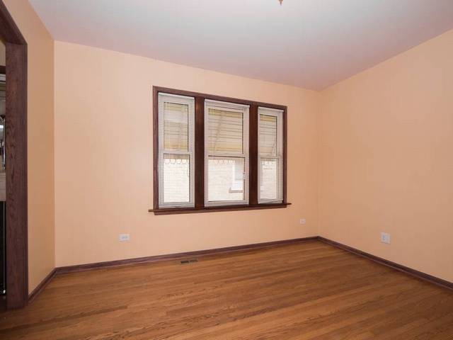 7505 W 57th St, Summit, IL 60501 photo 3