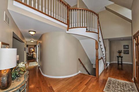 355 Lela Ln, Bartlett, IL 60103 photo 3
