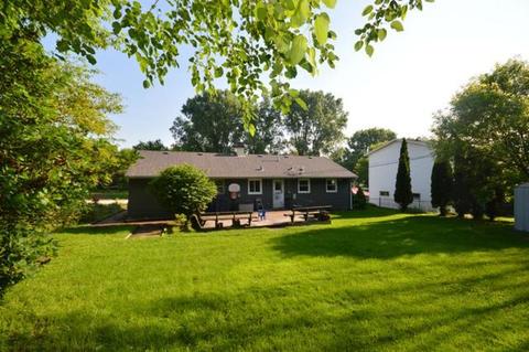 3209 W Beach Dr, Mchenry, IL 60050 photo 13