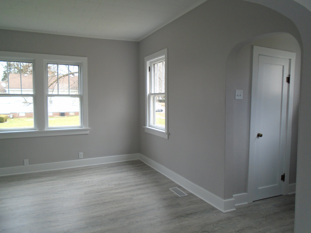 106 E 2nd St, Spring Valley, IL 61362 photo 9