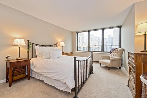 222 E Pearson St #2004, Chicago, IL 60611 photo 5