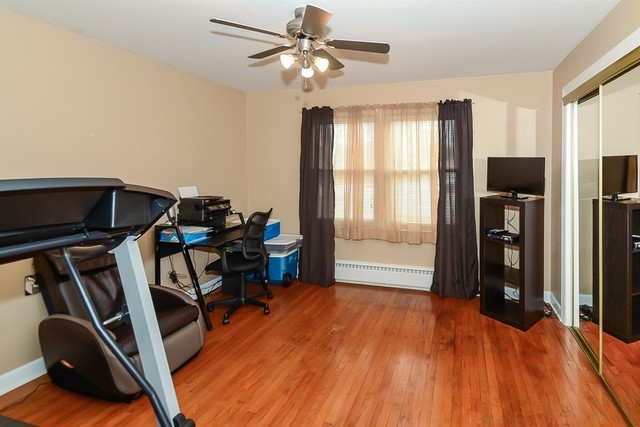 1744 E Algonquin Rd, Des Plaines, IL 60016 photo 15