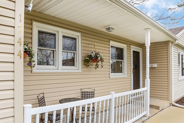 1744 E Algonquin Rd, Des Plaines, IL 60016 photo 20