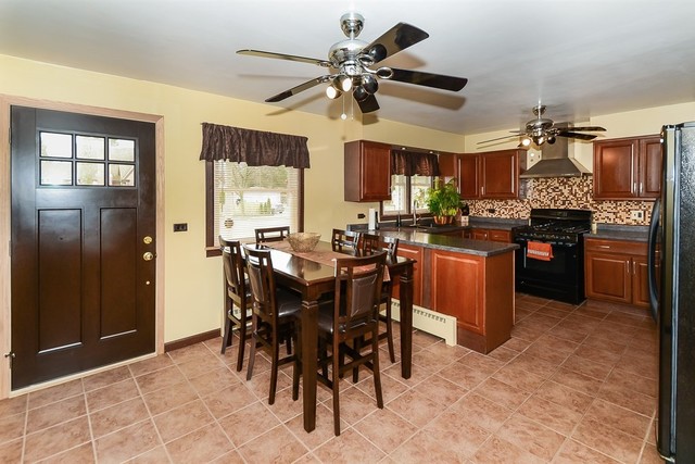 1744 E Algonquin Rd, Des Plaines, IL 60016 photo 7