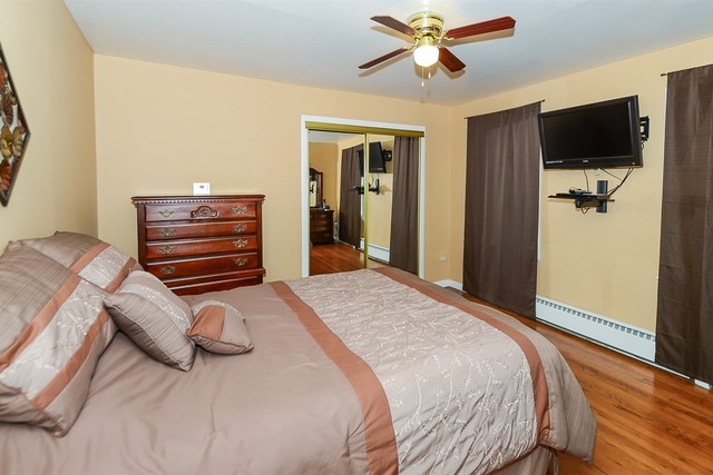 1744 E Algonquin Rd, Des Plaines, IL 60016 photo 11