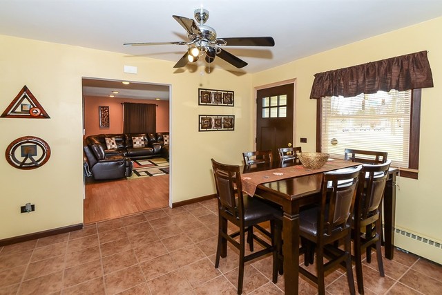 1744 E Algonquin Rd, Des Plaines, IL 60016 photo 8