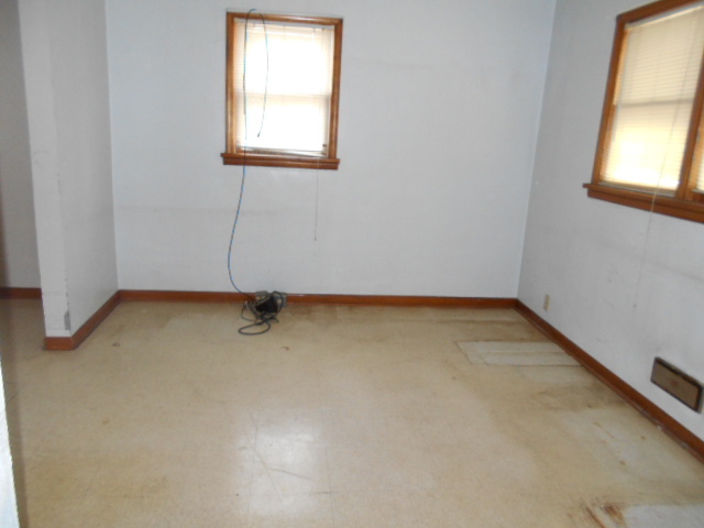 1906 E 6th St, Sterling, IL 61081 photo 6