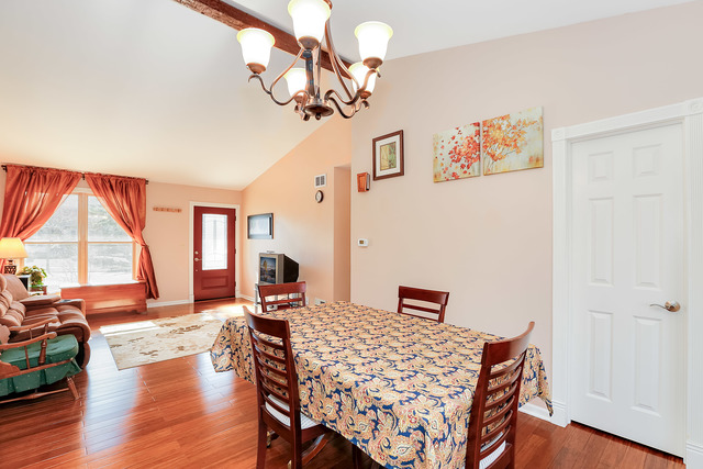 1210 Greenridge Ave, Algonquin, IL 60102 photo 5
