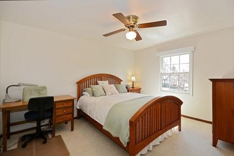 1701 Maple Ln, Wheaton, IL 60187 photo 14