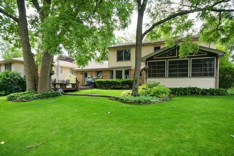 1701 Maple Ln, Wheaton, IL 60187 photo 22
