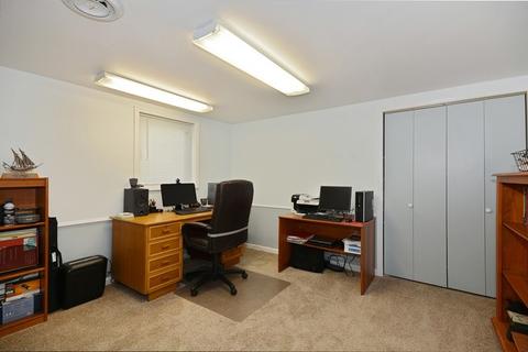 1701 Maple Ln, Wheaton, IL 60187 photo 8