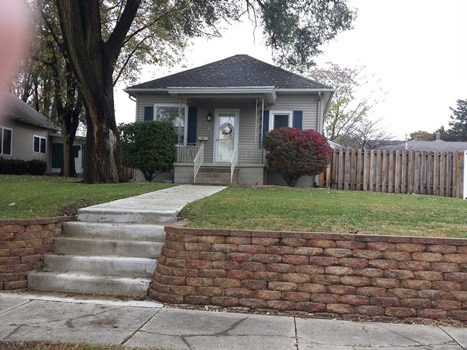216 E Iowa St, Spring Valley, IL 61362 photo 1