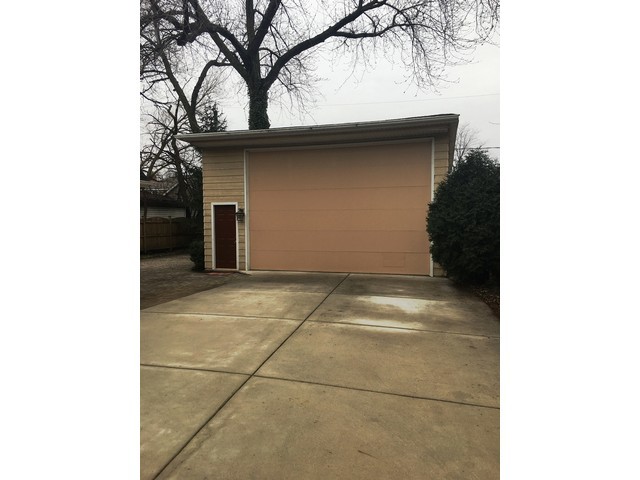 566 Byrd Rd, Riverside, IL 60546 photo 21