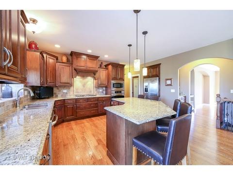 12912 Peppertree Dr, Plainfield, IL 60585 photo 6