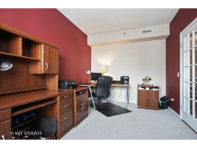 3135 Town Square Dr #308, Rolling Meadows, IL 60008 photo 6