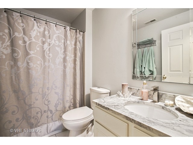 3135 Town Square Dr #308, Rolling Meadows, IL 60008 photo 9